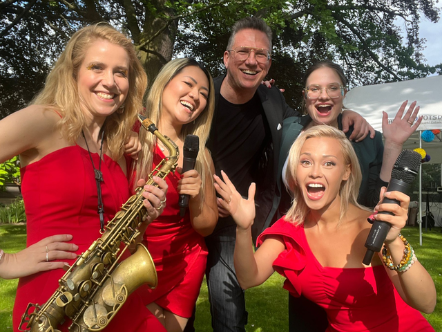 Music and More mit Saxophon und Gesang