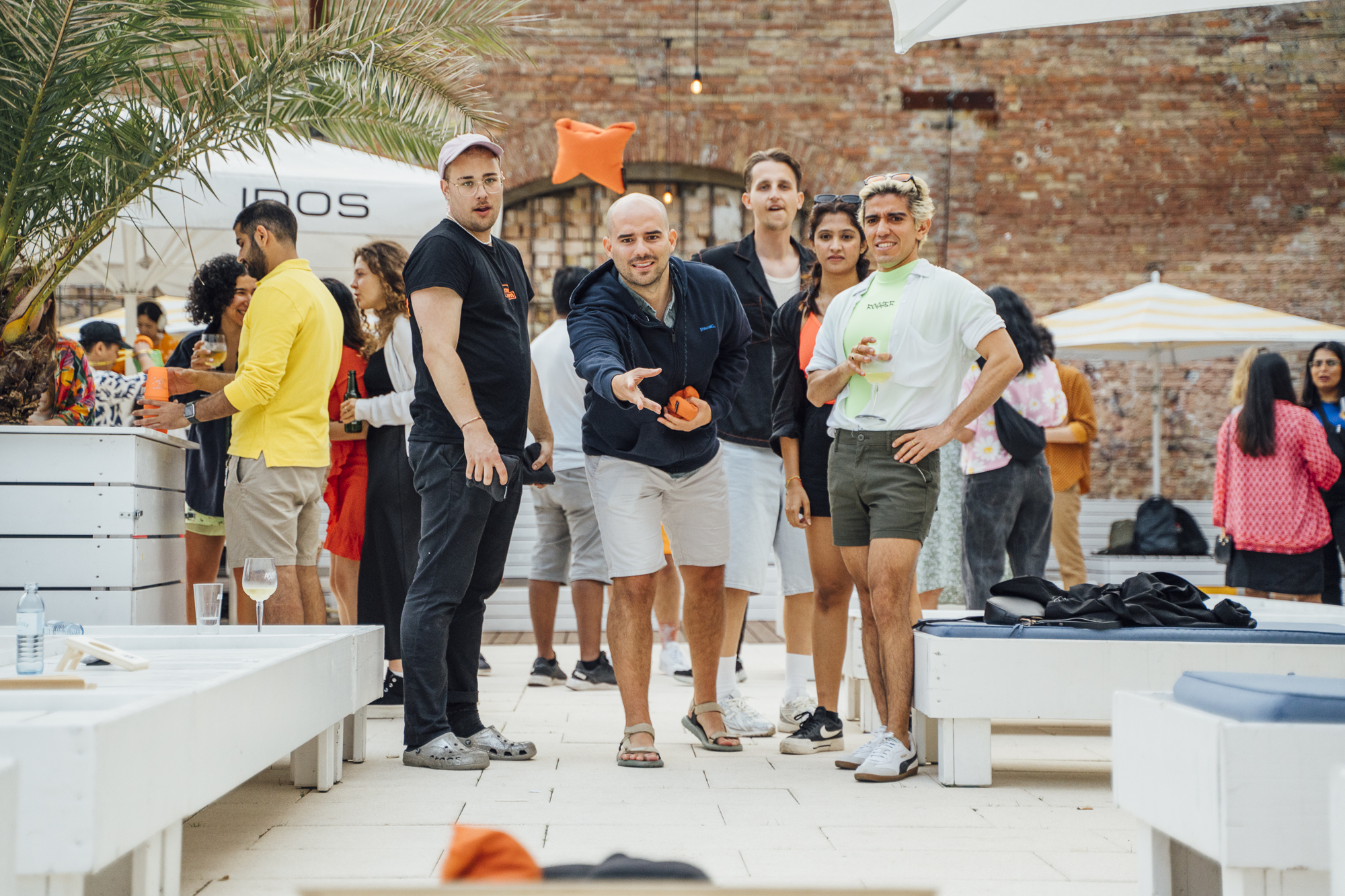 Gruppe bei einer Spielrunde