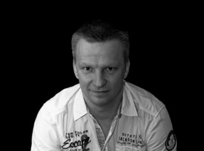 DOMINIK T.