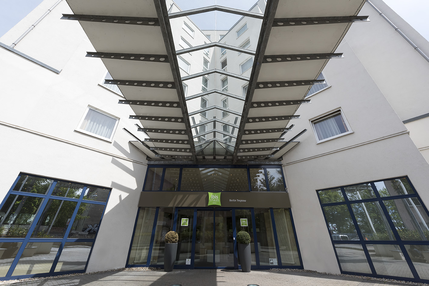 ibis Styles Berlin Treptow – Hoteleingang